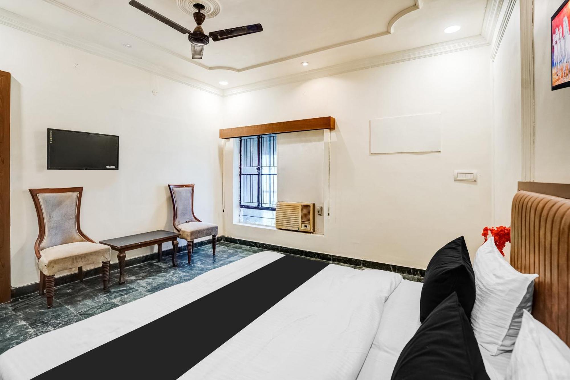 Super Collection O Ratan Lal Nagar Hotel Kanpur Exterior photo